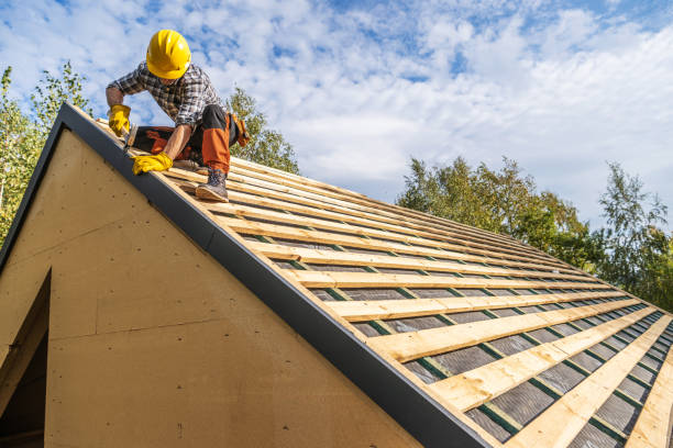 Best Commercial Roofing Services  in Mequon, WI